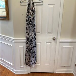 Kay Unger Monochrome Floral Backless Dress